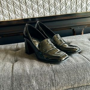 Size 7 Women’s Patent Penny Loafers